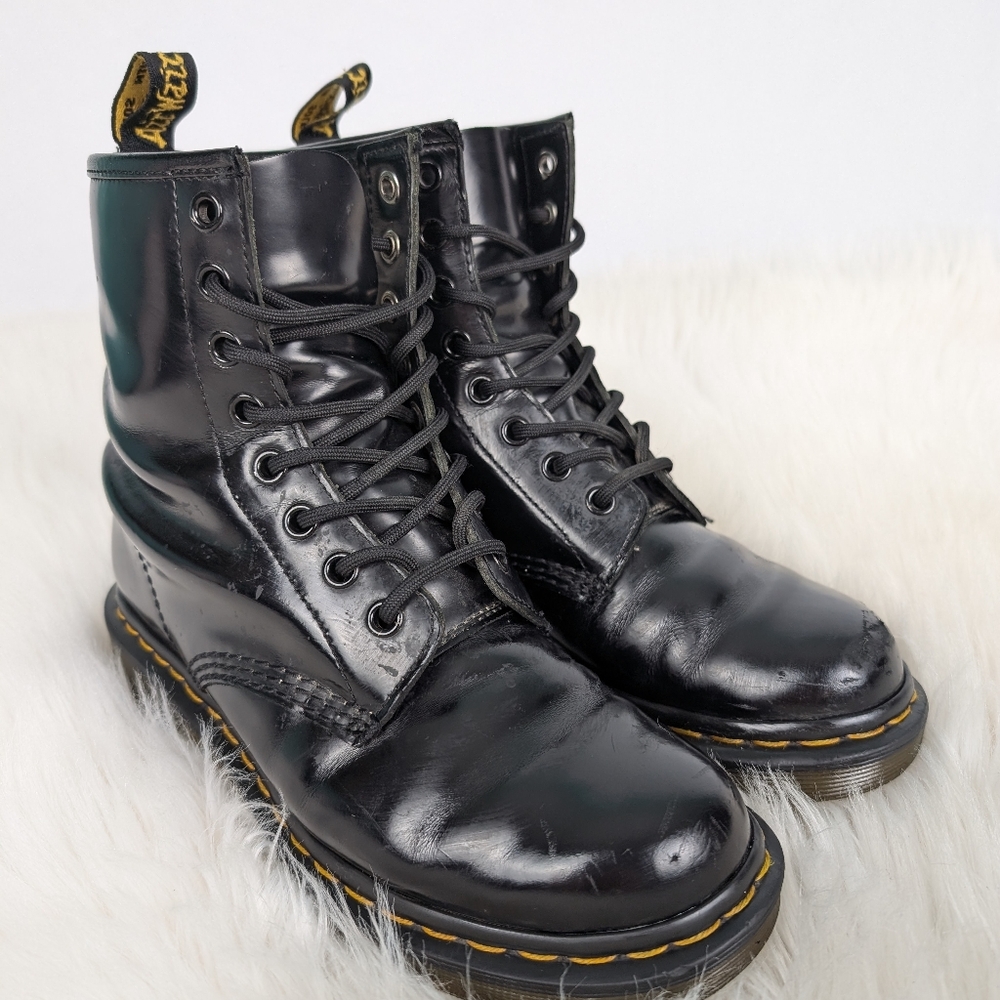Dr. Martens 1460 leather combat boots, women's size 6, black